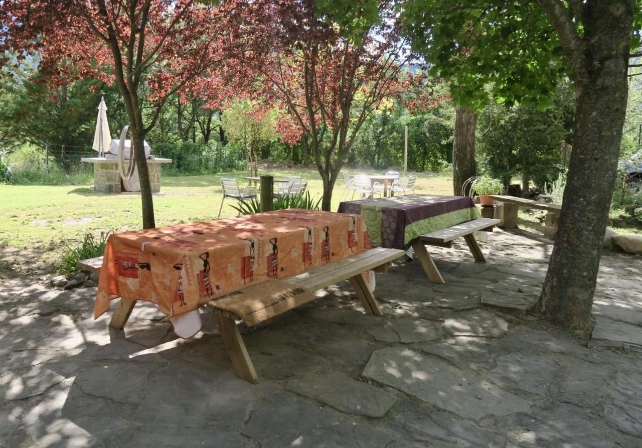 Rural Hostel Dos Lucas Oros Bajo Kültér fotó